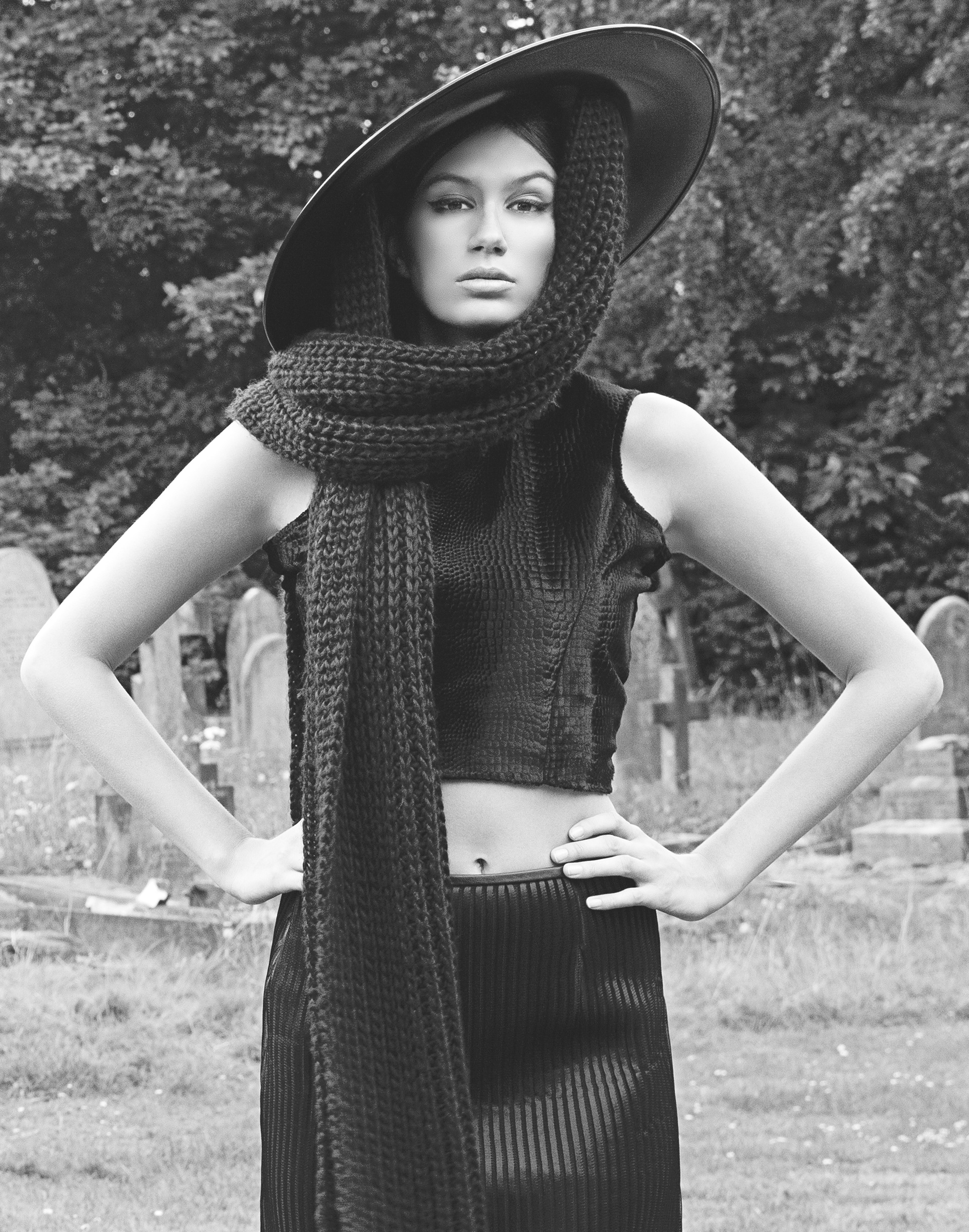 Fashion editorial photography — Black Widow for Spend In Magazine, by Esther Delgado, Barcelona fashion photographer