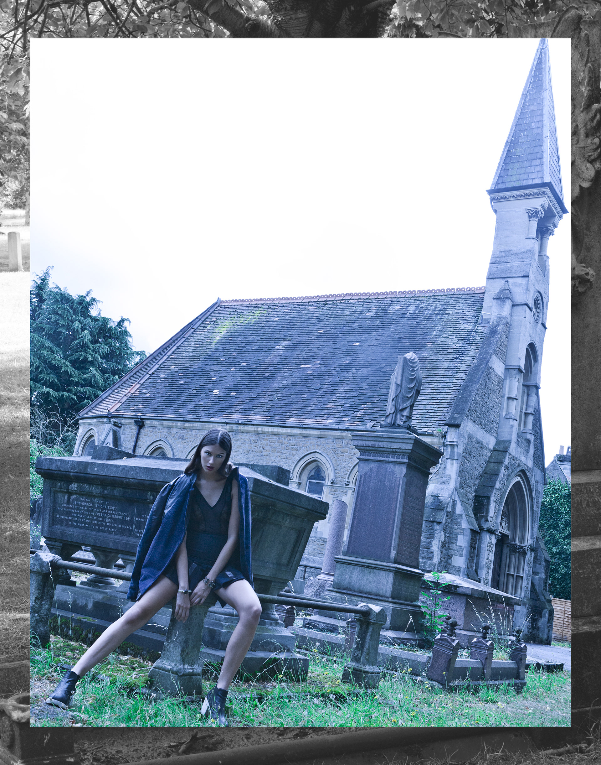 Fashion editorial photography — Black Widow for Spend In Magazine, by Esther Delgado, Barcelona fashion photographer