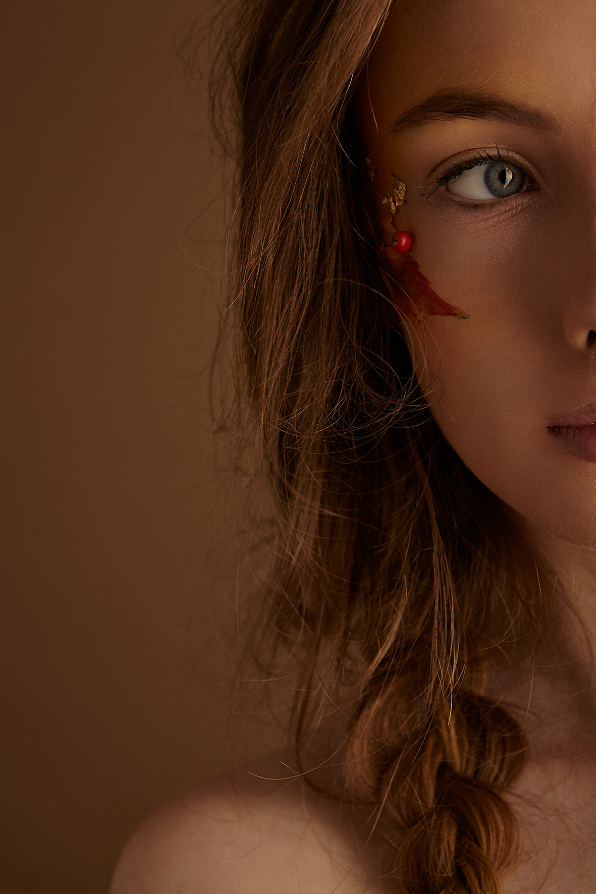 Fashion editorial photography — Fallen for Laud Magazine, by Esther Delgado, Barcelona fashion photographer