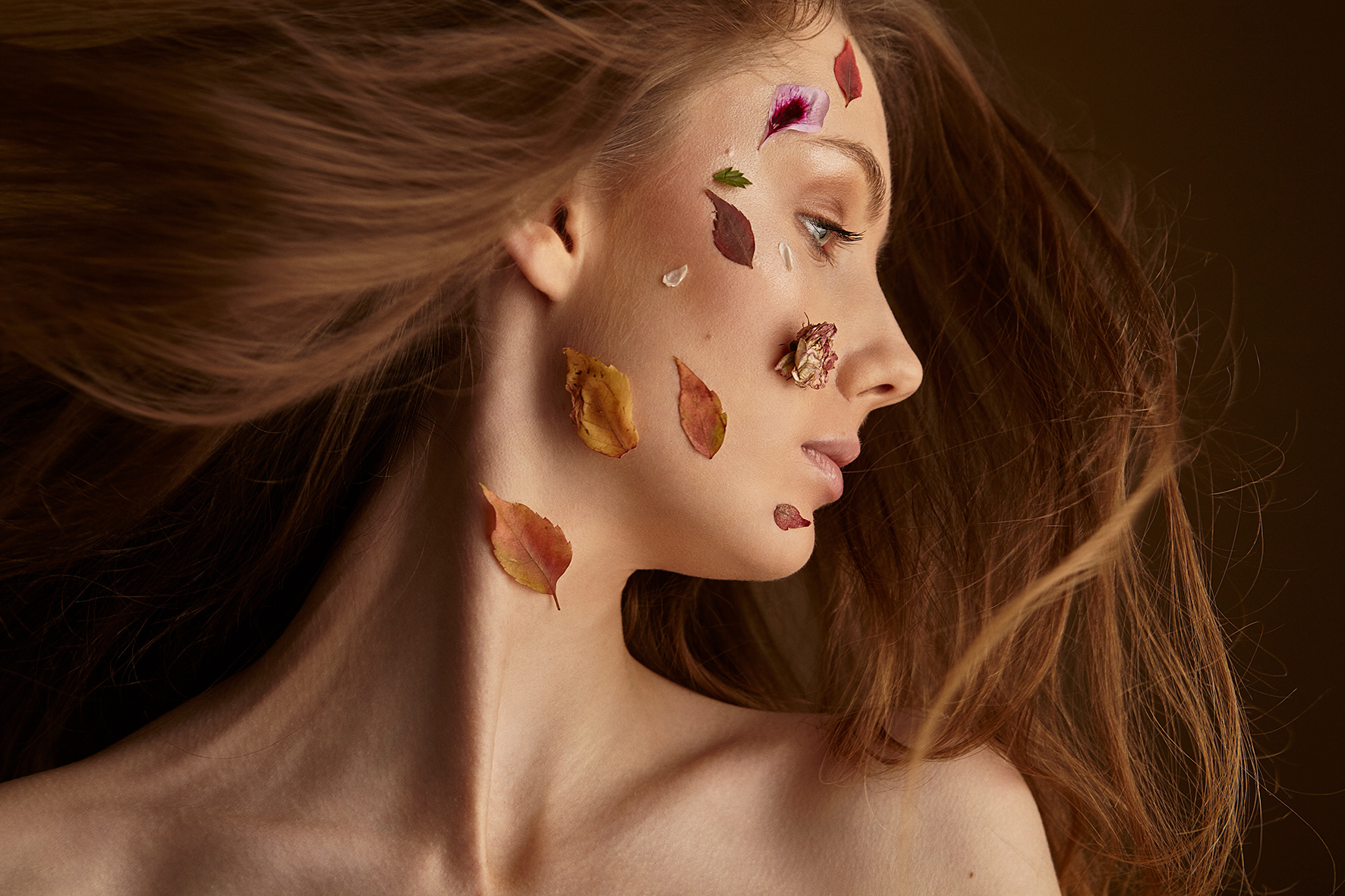 Fashion editorial photography — Fallen for Laud Magazine, by Esther Delgado, Barcelona fashion photographer