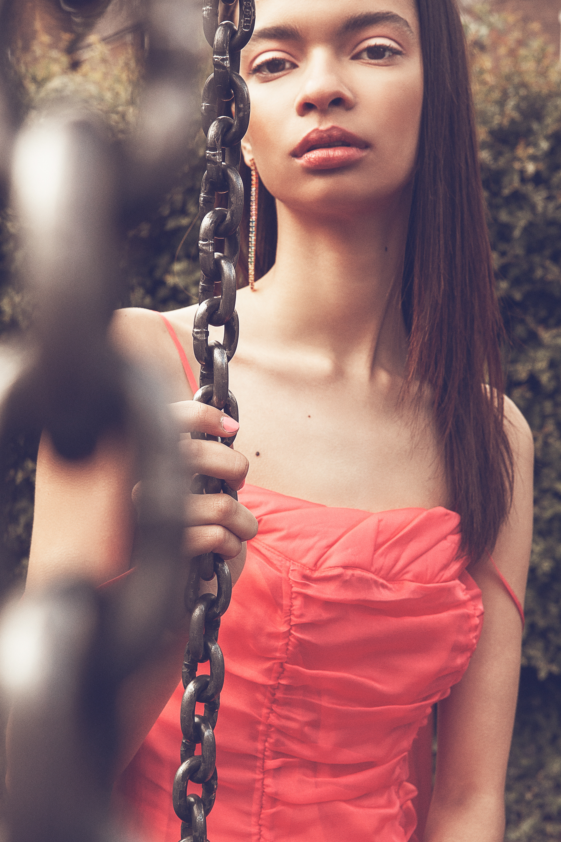 Fashion editorial photography — fěn 粉 for Anon Magazine, by Esther Delgado, Barcelona fashion photographer