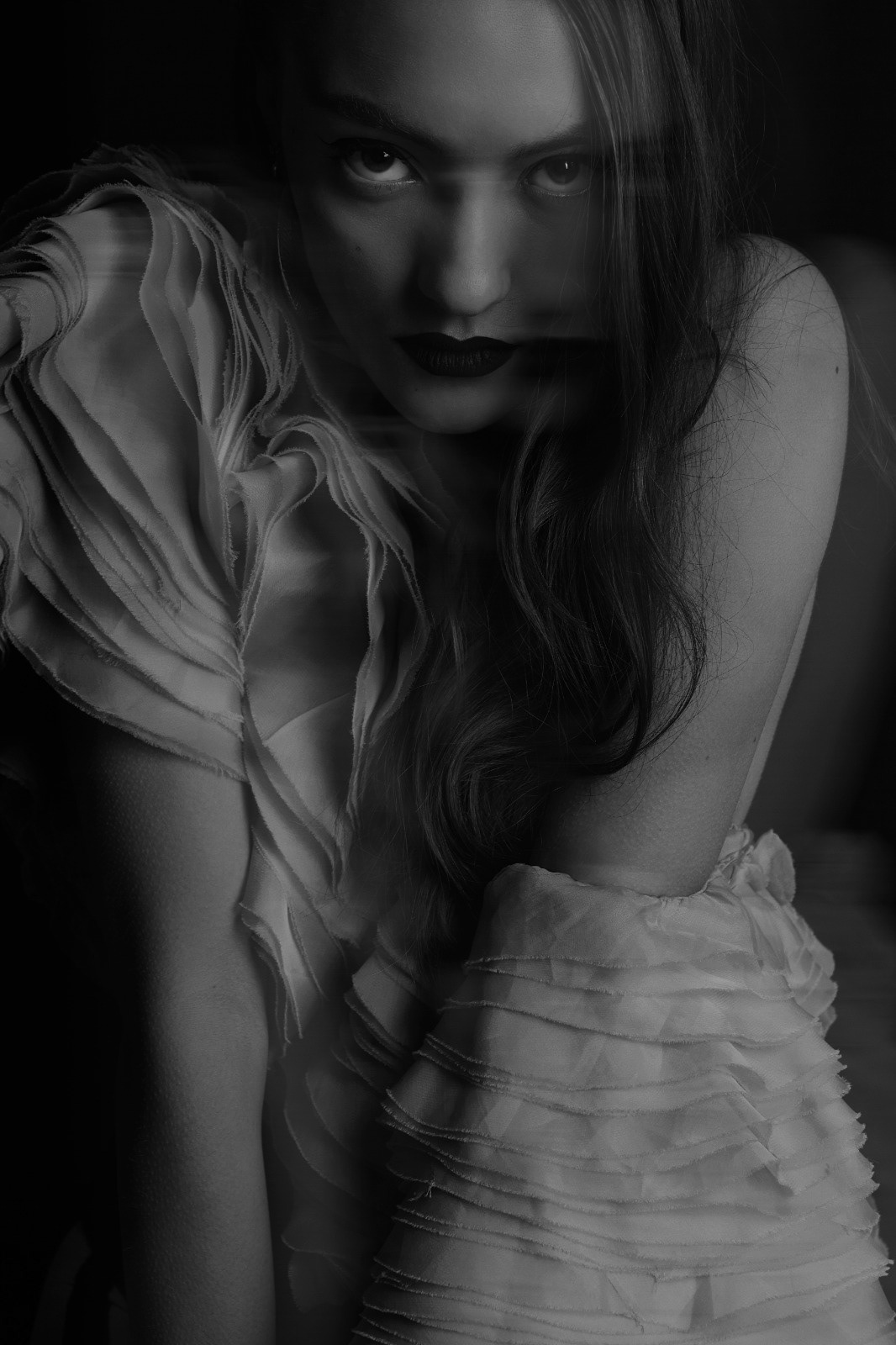Fashion editorial photography — Hold Me Tight for Mob Journal, by Esther Delgado, Barcelona fashion photographer