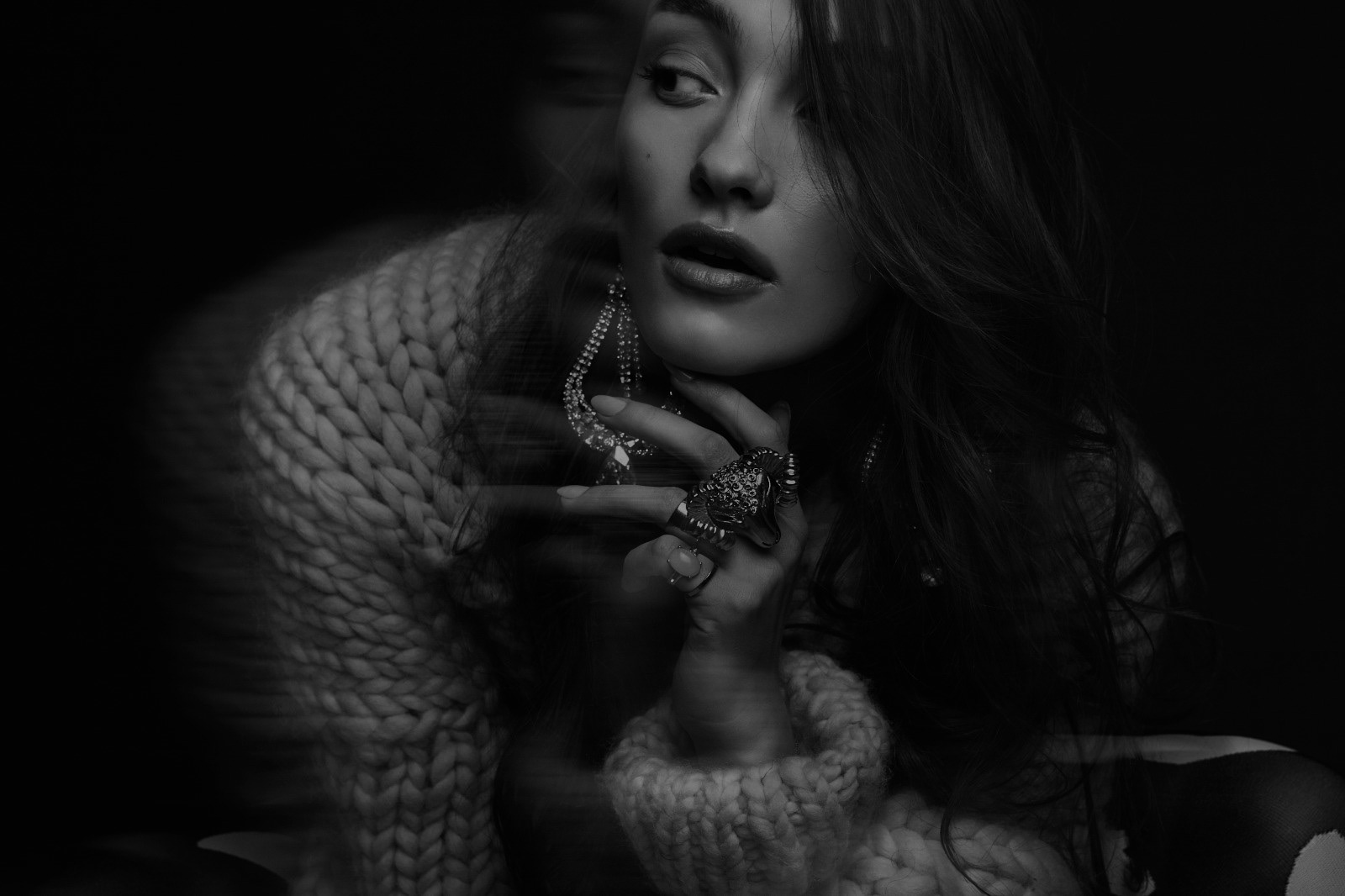 Fashion editorial photography — Hold Me Tight for Mob Journal, by Esther Delgado, Barcelona fashion photographer