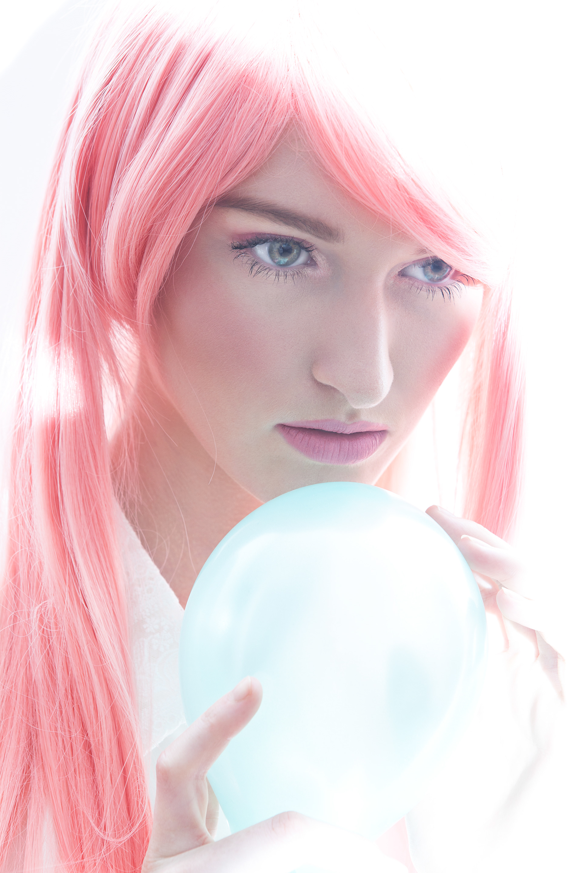 Fashion editorial photography — Pinky Promises, by Esther Delgado, Barcelona fashion photographer