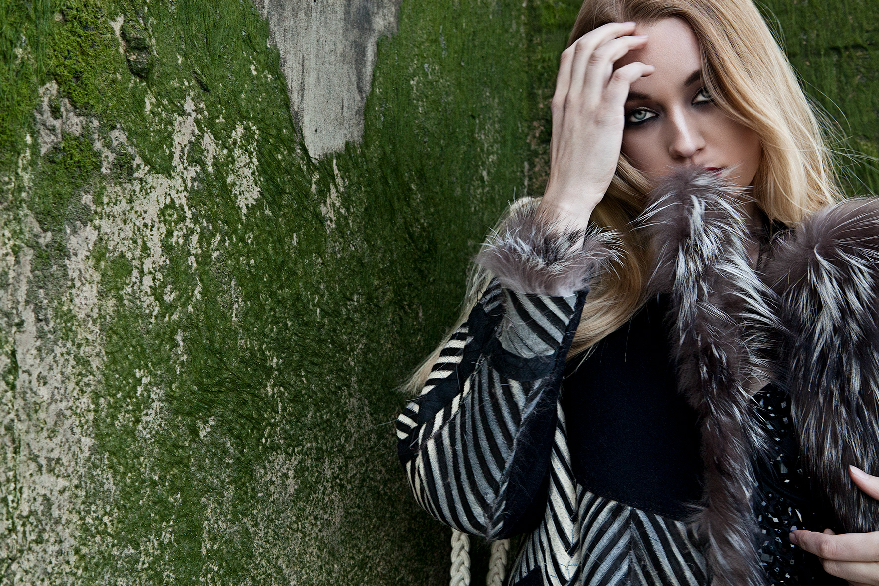 Fashion editorial photography — Queen of Ravens for Just Magazine, by Esther Delgado, Barcelona fashion photographer
