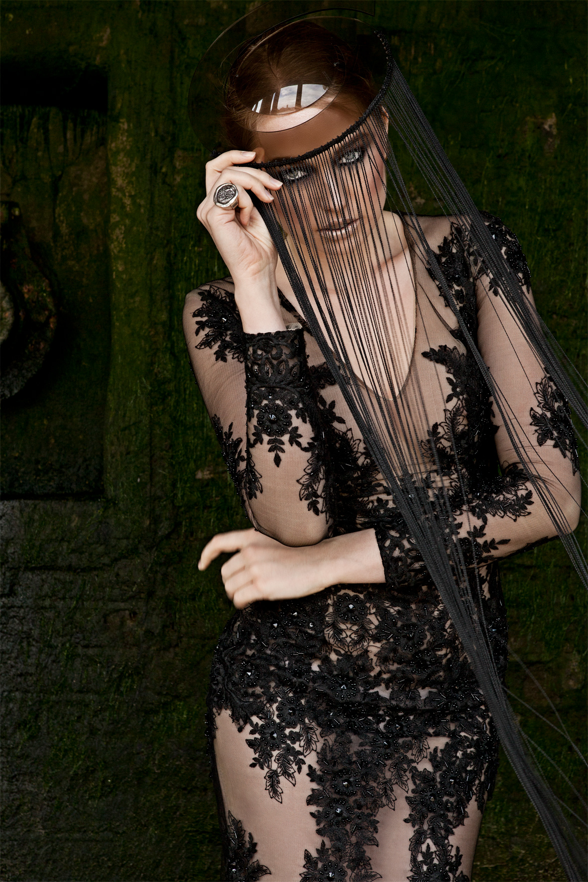 Fashion editorial photography — Queen of Ravens for Just Magazine, by Esther Delgado, Barcelona fashion photographer