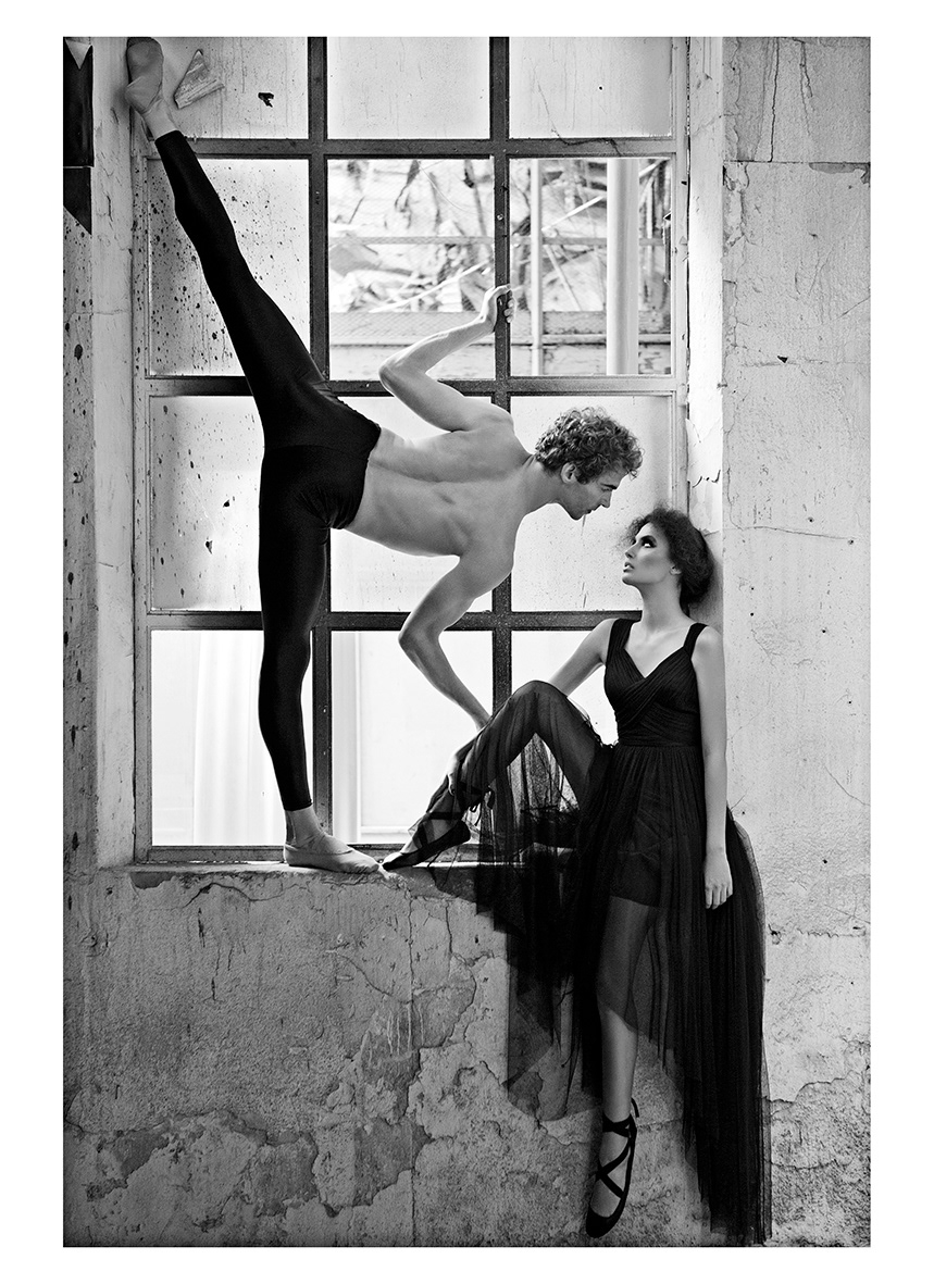 Fashion editorial photography — Summer Dream Night for Sposa Moderna, by Esther Delgado, Barcelona fashion photographer
