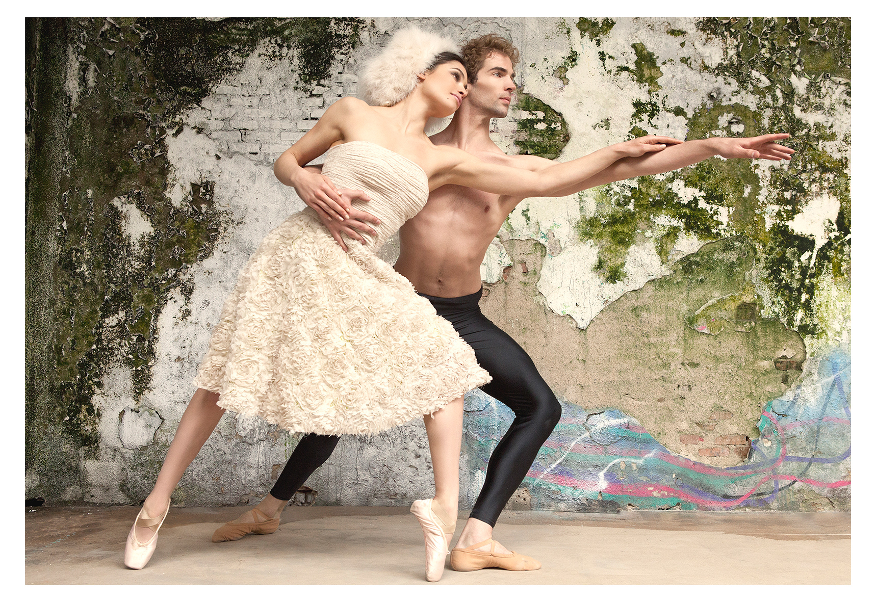 Fashion editorial photography — Summer Dream Night for Sposa Moderna, by Esther Delgado, Barcelona fashion photographer