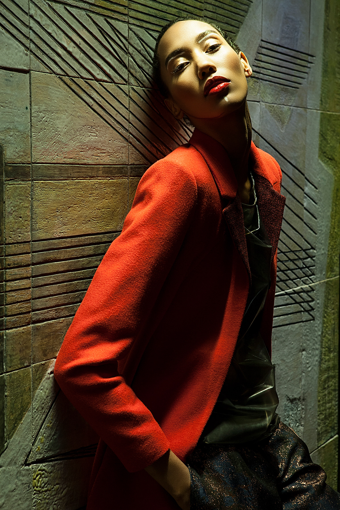 Fashion editorial photography — Vijana Malkia for Brunch Magazine, by Esther Delgado, Barcelona fashion photographer