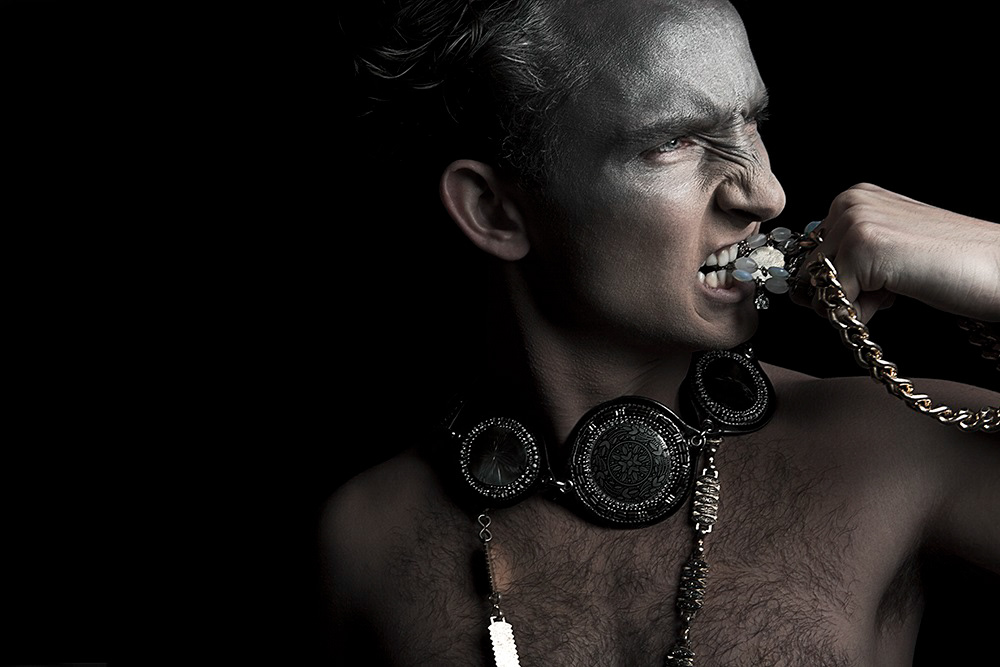 Fashion editorial photography — Warriors for HUF Magazine, by Esther Delgado, Barcelona fashion photographer
