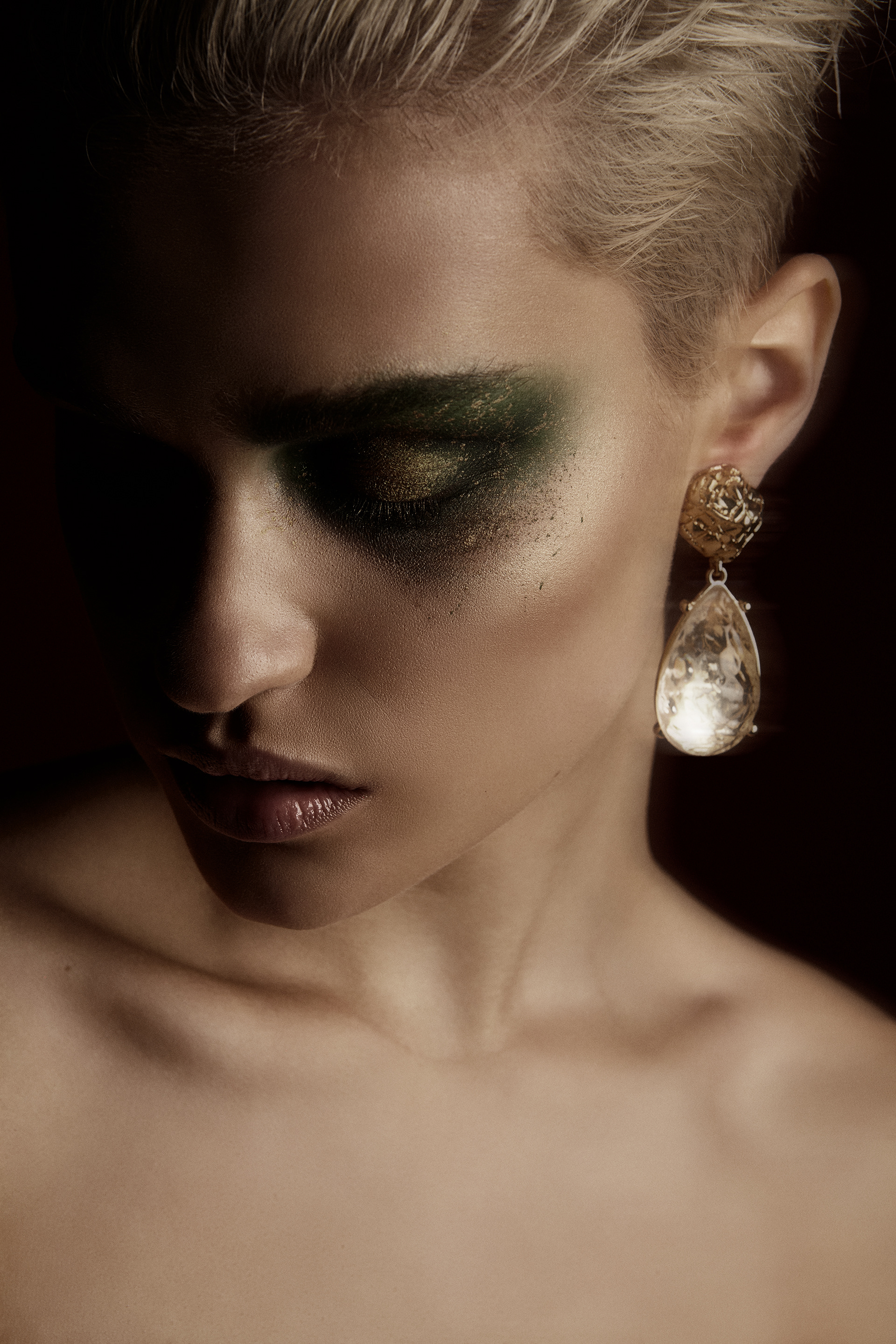 Fashion editorial photography — Yo Soy Ella for This Bitch Magazine, by Esther Delgado, Barcelona fashion photographer